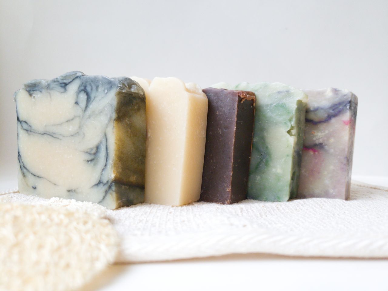 cosméticos naturais com ingredientes vegetais