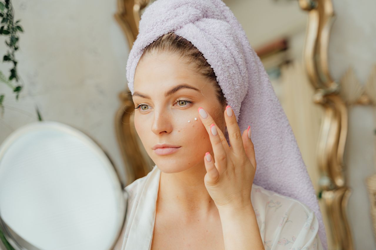creme facial para cuidados diarios